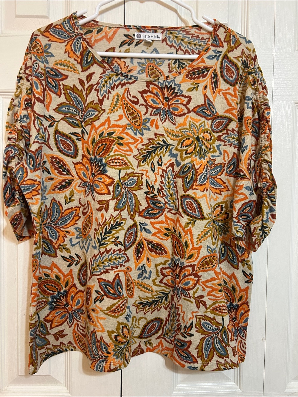 Floral Print Short Sleeve Top in Cream & Orange